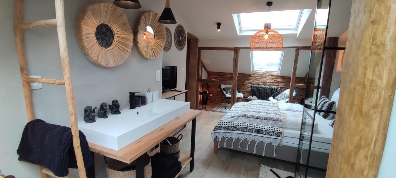 B&B La Bouverie Hf Weismes Buitenkant foto