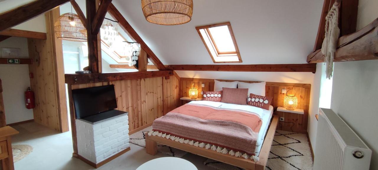 B&B La Bouverie Hf Weismes Buitenkant foto