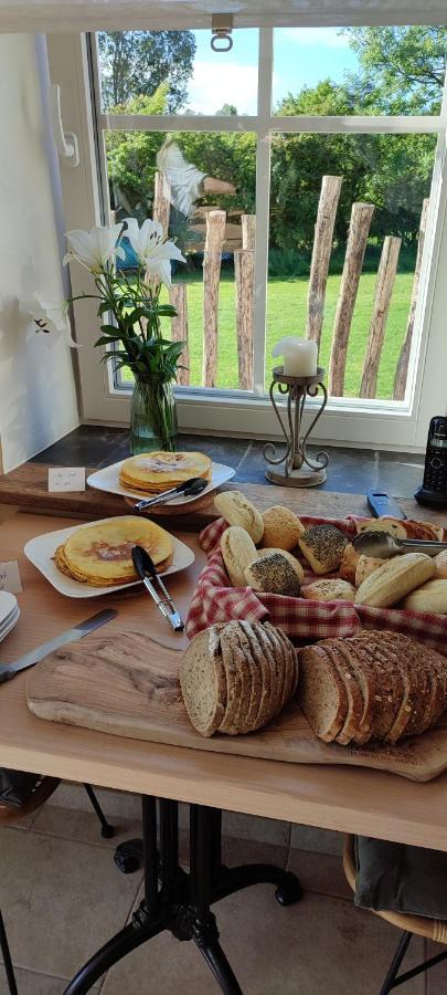 B&B La Bouverie Hf Weismes Buitenkant foto